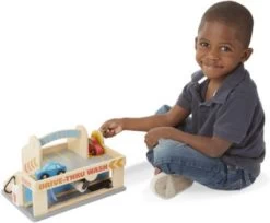 Melissa & Doug Parkhaus Mit Tankstelle Und Waschanlage Aus Holz -Spielzeug Förderung 11154399 06