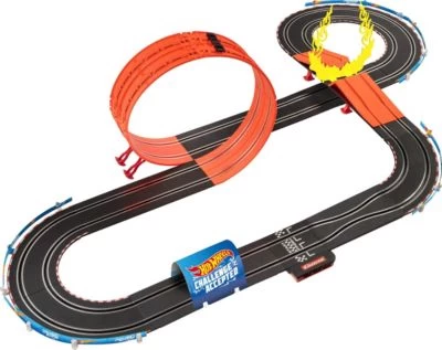 CARRERA GO!!! - Hot Wheels 4,9 M Autorennbahn Mit Sprungschanze Und Looping 4 CARRERA GO!!! - Hot Wheels 4,9 M Autorennbahn Mit Sprungschanze Und Looping - Image 2